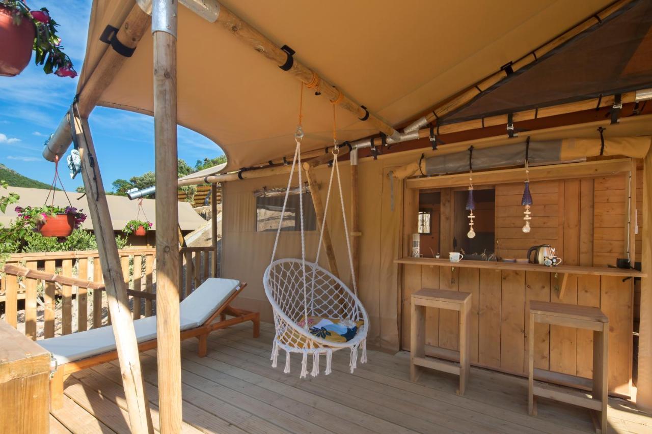 فندق Sea Glamping كوتور المظهر الخارجي الصورة