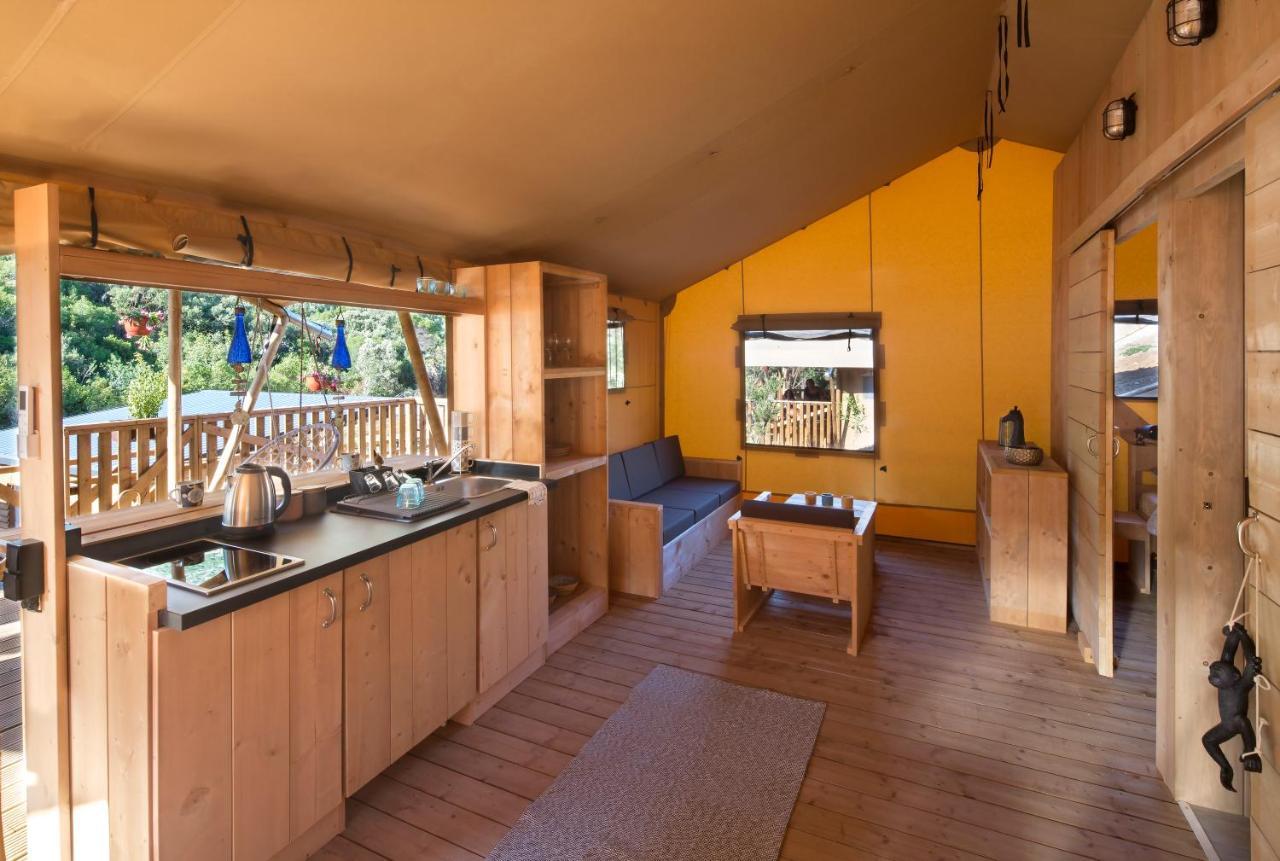 فندق Sea Glamping كوتور المظهر الخارجي الصورة