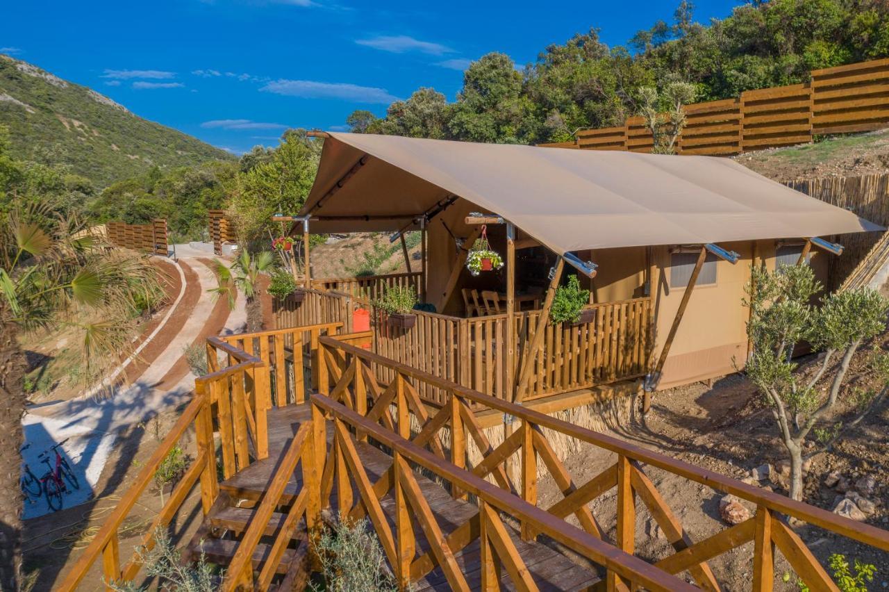 فندق Sea Glamping كوتور المظهر الخارجي الصورة