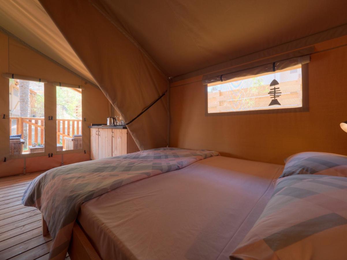 فندق Sea Glamping كوتور المظهر الخارجي الصورة