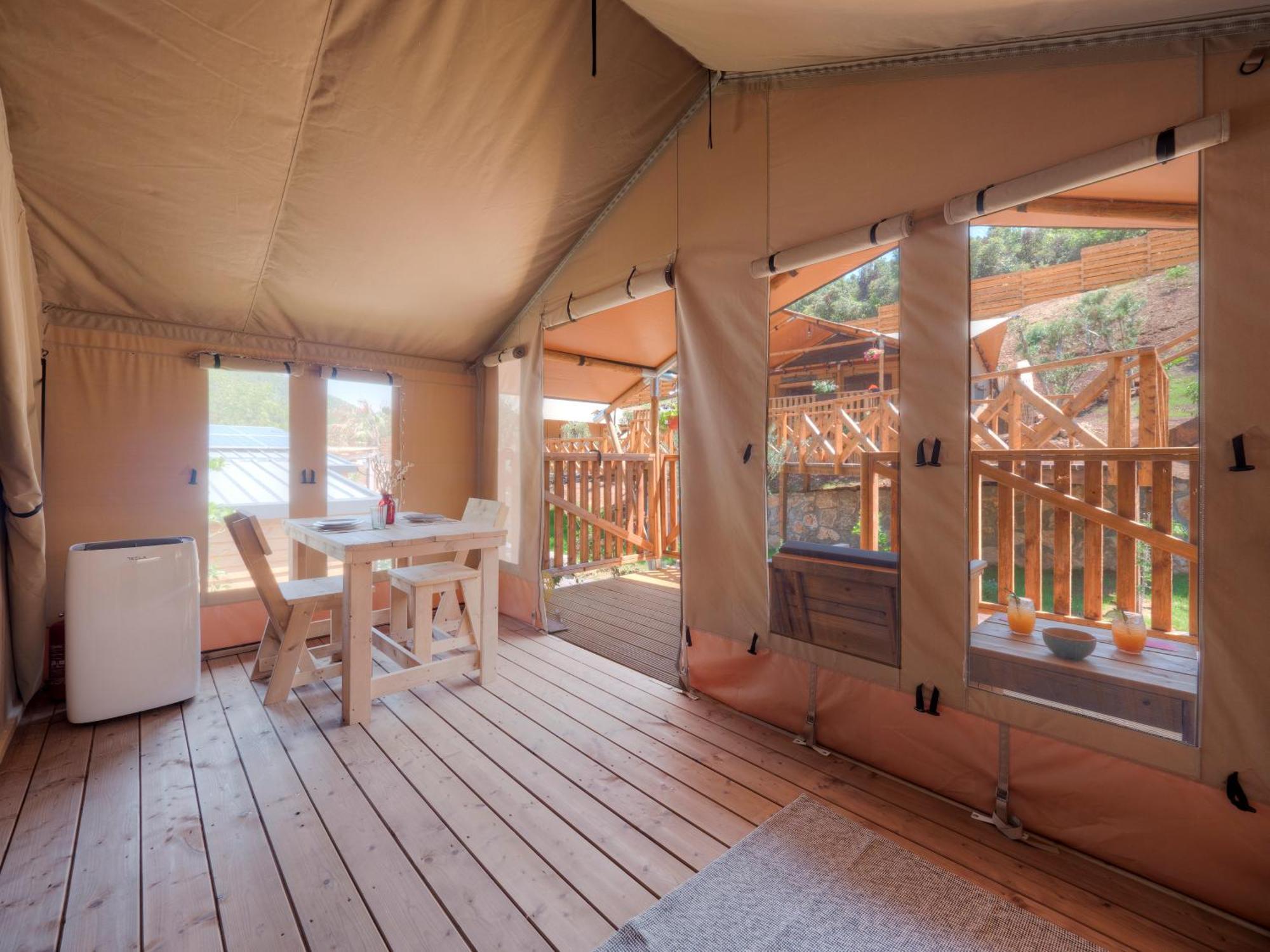 فندق Sea Glamping كوتور المظهر الخارجي الصورة