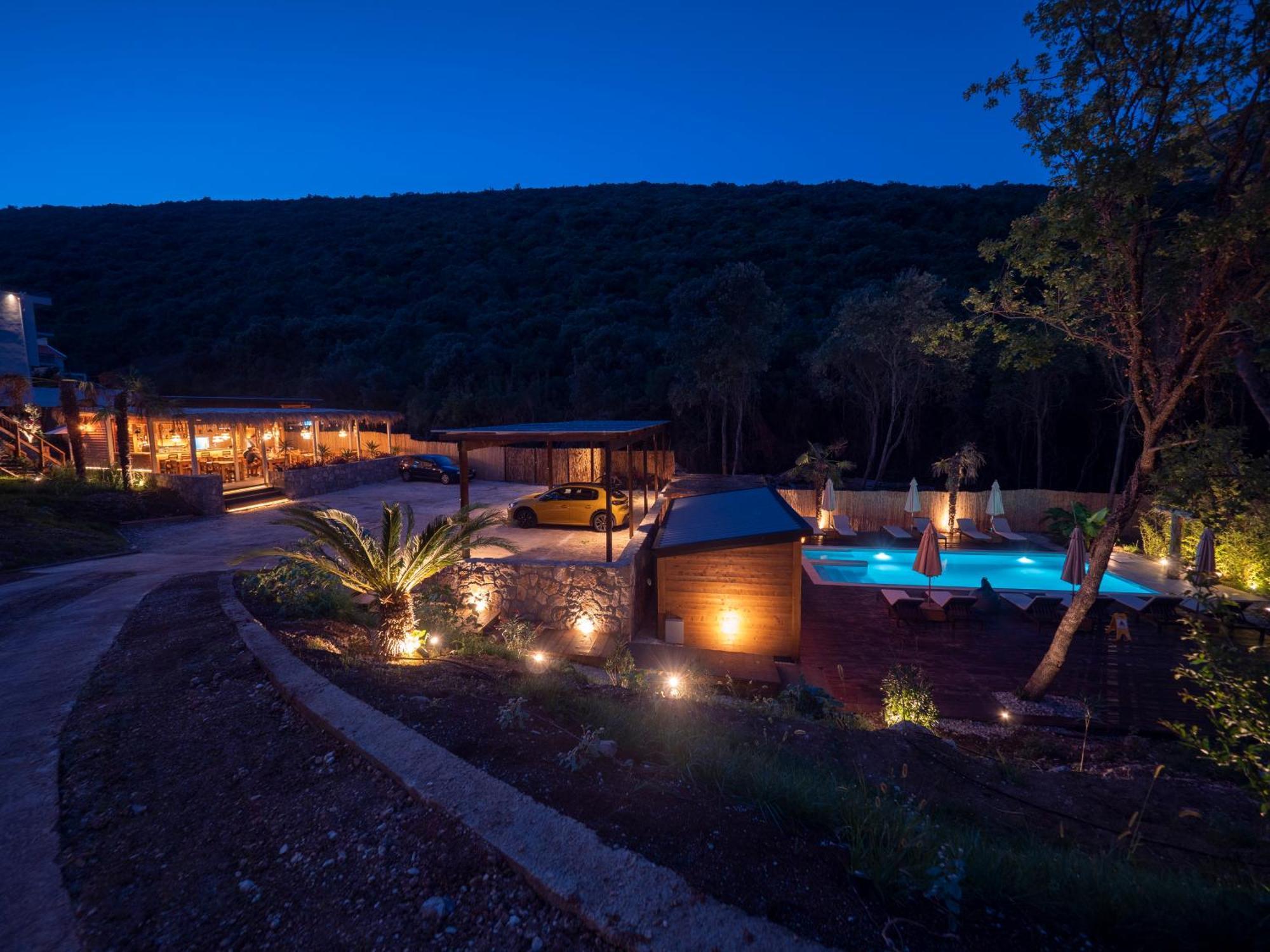 فندق Sea Glamping كوتور المظهر الخارجي الصورة